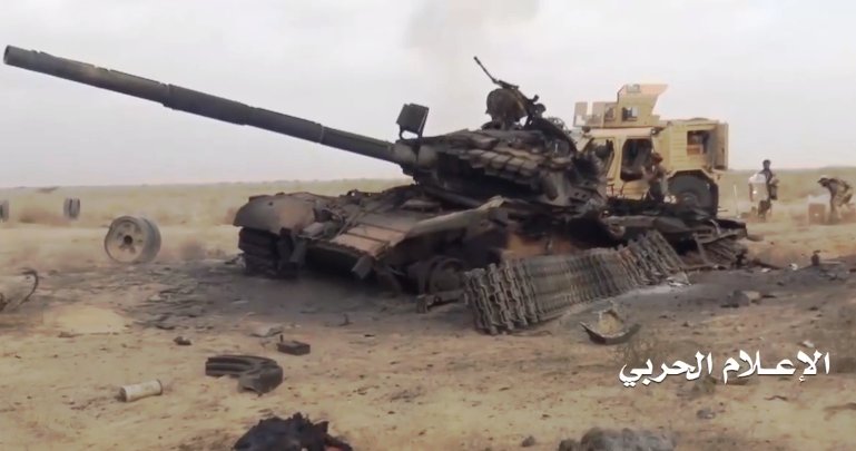 Sudanese army T-72AV  and  BTR-80 & technicals & Saudi Oshkosh M-ATV in Midi desert Yemen -  Numerous losses caused by Houthis  