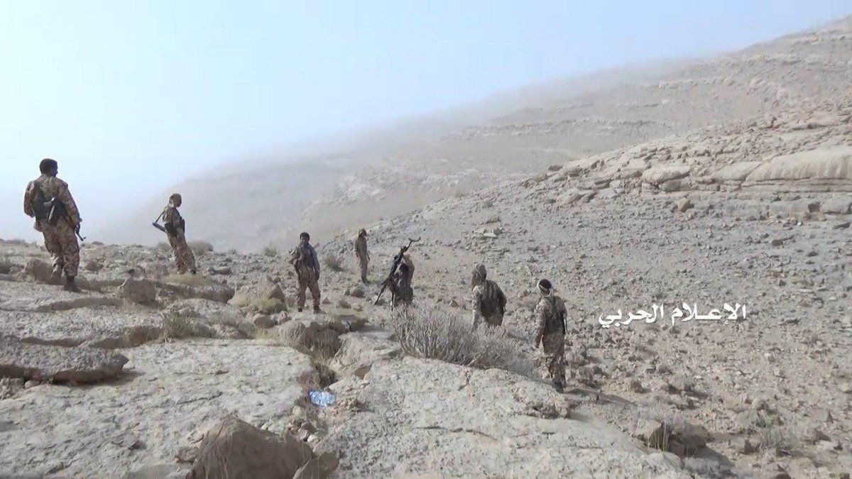 Houthi forces continue offensive in Yam Range, Nihm.   