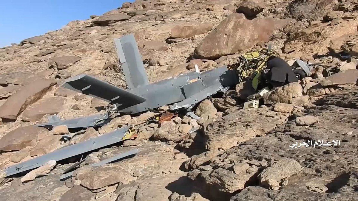 Houti publishes photos documenting the wreckage of the Saudi-led coalition Air Force MALE CH-4B drone shot down by the Houti in Al-Jawf Governorate with a surface-to-air missile on 7 January