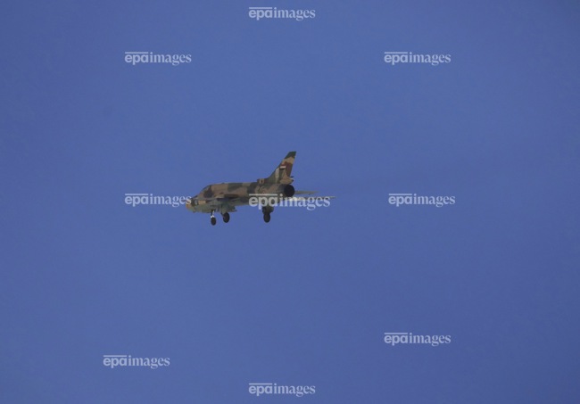 Today, a Houthi Su-22M4 flew over Sanaa City & approached a military base in Sanaa, Yemen. This is the 2nd documented appearance of a Houthi Su-22M4