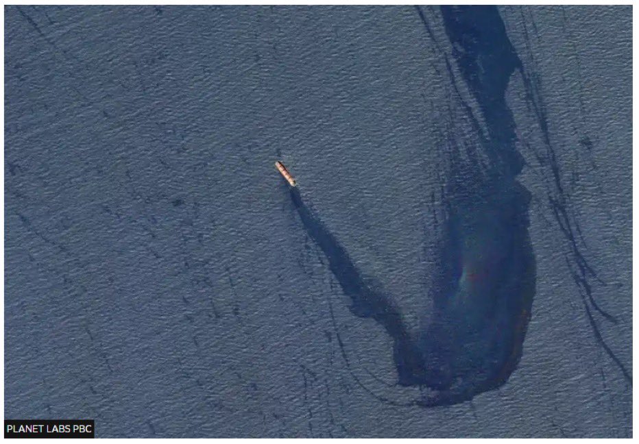 18-mile oil slick from British cargo ship hit by Houthi missile in the Red Sea as seen from space. U.S. military warns ‘environmental disaster’ will worsen if ship sinks with 41,000 tons of fertilizer aboard