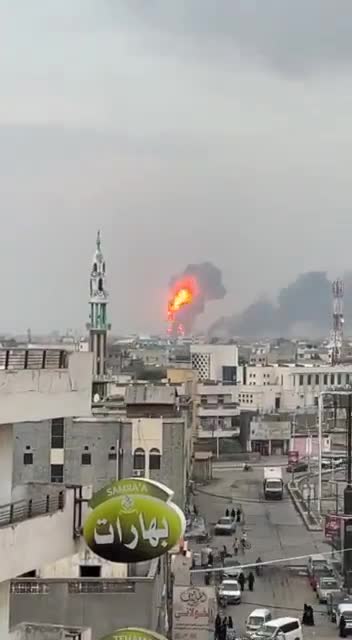 More footage from the alleged Israeli strike on Hodeidah