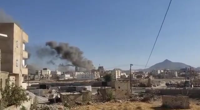 Footage claiming to show Strikes against the Hizyaz Power Station, on the Southern Outskirts of Sana'a in Western Yemen