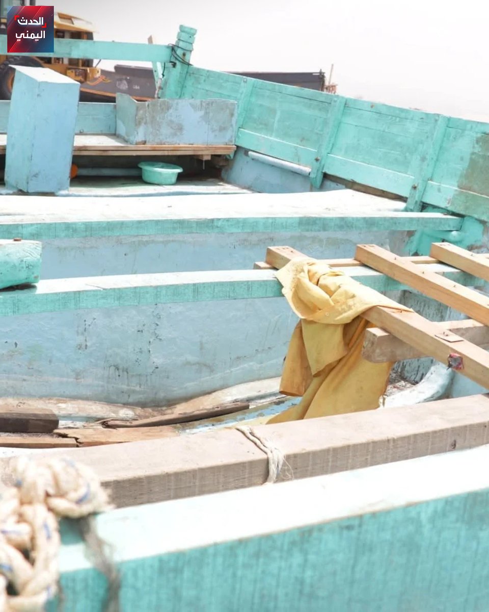 Abyan: Public Security Forces control coastal sites that were used to house illegal African migrants in Shaqra and Ahwar as part of a large security campaign days after a smuggling boat sank off Shaqra, drowning dozens. Abyan Security Director Ali Al-Kazmi confirms the continuation of the campaign to include Al-Mahfad and the central region, warning against covering up.