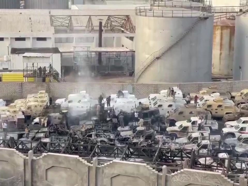Saudi airstrikes hit Yemen’s Mukalla Port, targeting ships from the UAE carrying armored vehicles and weapons for UAE-backed Southern Transitional Council (STC) separatists. Tensions between Saudi-backed and UAE-backed forces have escalated sharply after pro-UAE forces seized large parts of eastern Yemen, ignoring Saudi warnings and even a recent warning airstrike.