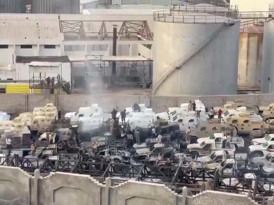 Saudi airstrikes hit Yemen’s Mukalla Port, targeting ships from the UAE carrying armored vehicles and weapons for UAE-backed Southern Transitional Council (STC) separatists. Tensions between Saudi-backed and UAE-backed forces have escalated sharply after pro-UAE forces seized large parts of eastern Yemen, ignoring Saudi warnings and even a recent warning airstrike.