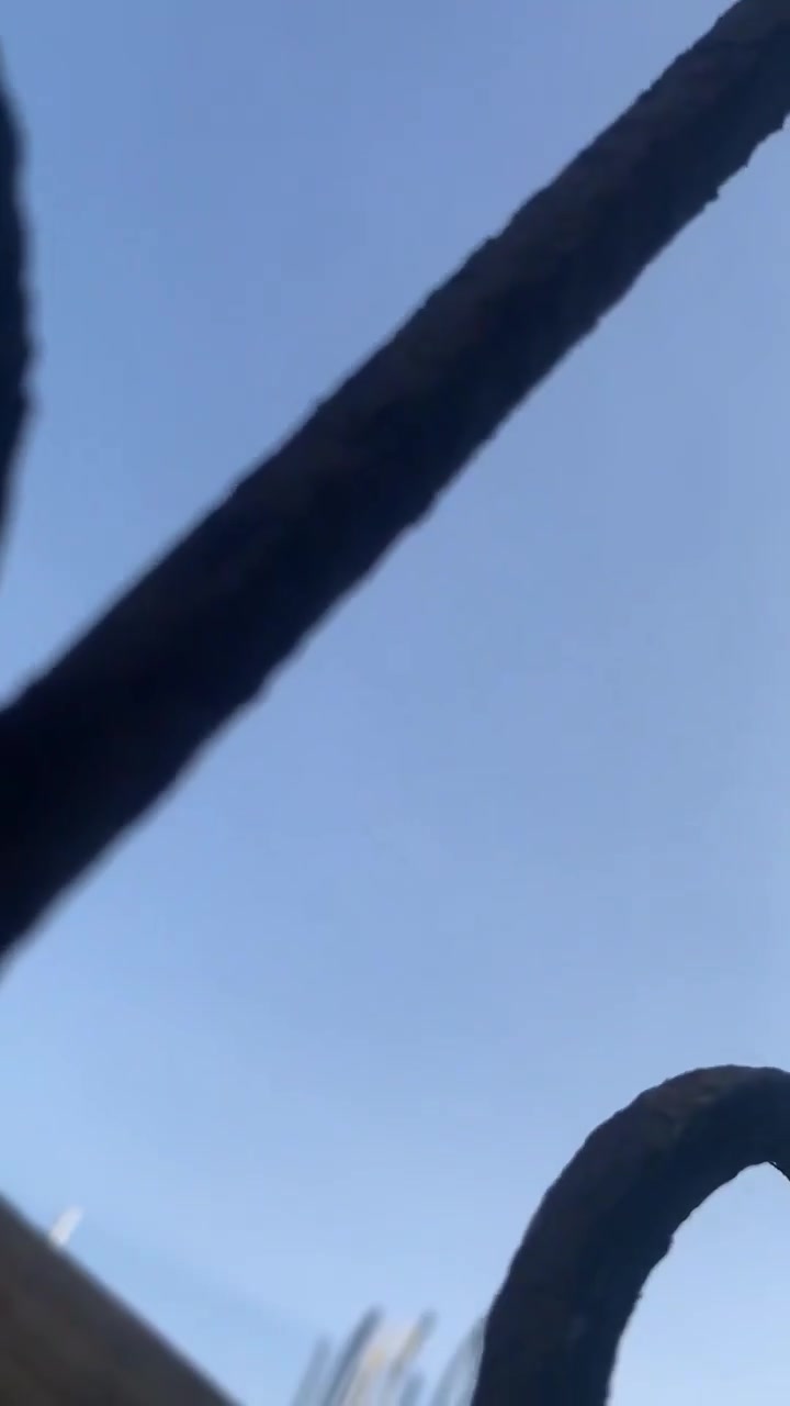 Unverified videos show raids by @STCSouthArabia-backed forces in Ghayl Bin Yameen, Hadramawt, eastern Yemen, alongside unconfirmed reports of Saudi @modgovksa RSAF airstrikes targeting the convoys (most likely low flyovers and sonic booms)