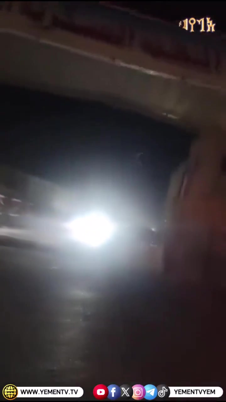 The gov't aligned tribes of Hadramawt just managed to takeover the headquarters of the First Military Region in Seiyun. This is pretty significant and signals a possible domino effect at least in the immediate vicinity. Developments on ground at head spinning speed