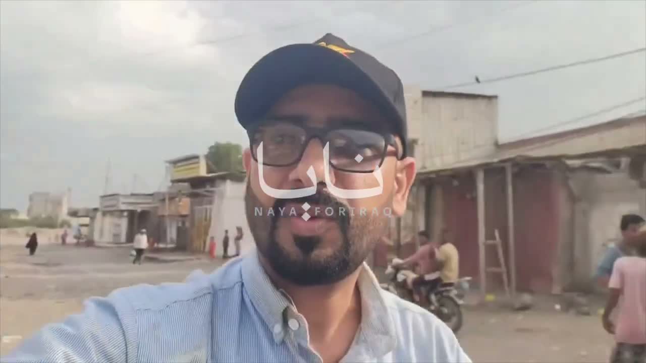 Houthis forces positioned in front of the Khawkhah police directorate.