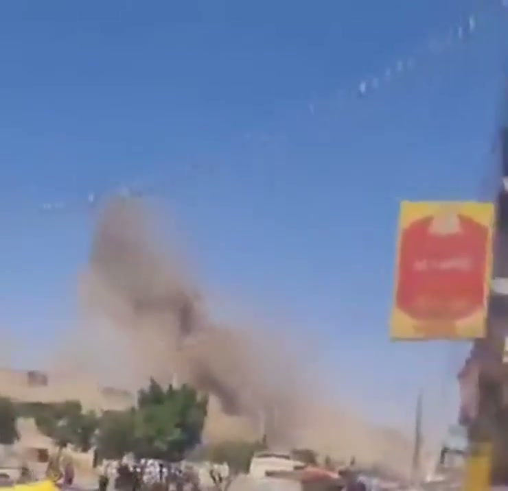 Airstrikes hit Houthi-controlled military base in Yarim area, Ibb Governorate, central Yemen