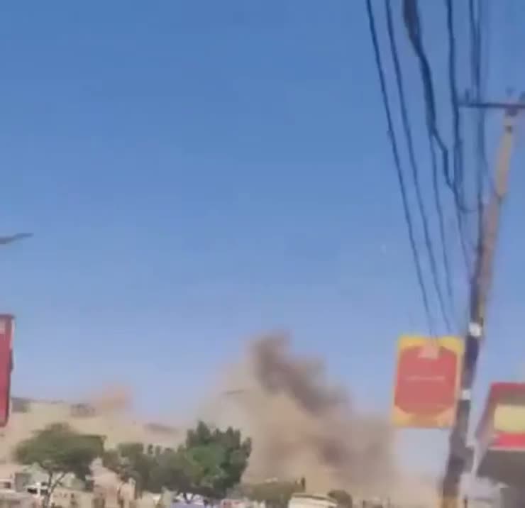 Airstrikes hit Houthi-controlled military base in Yarim area, Ibb Governorate, central Yemen