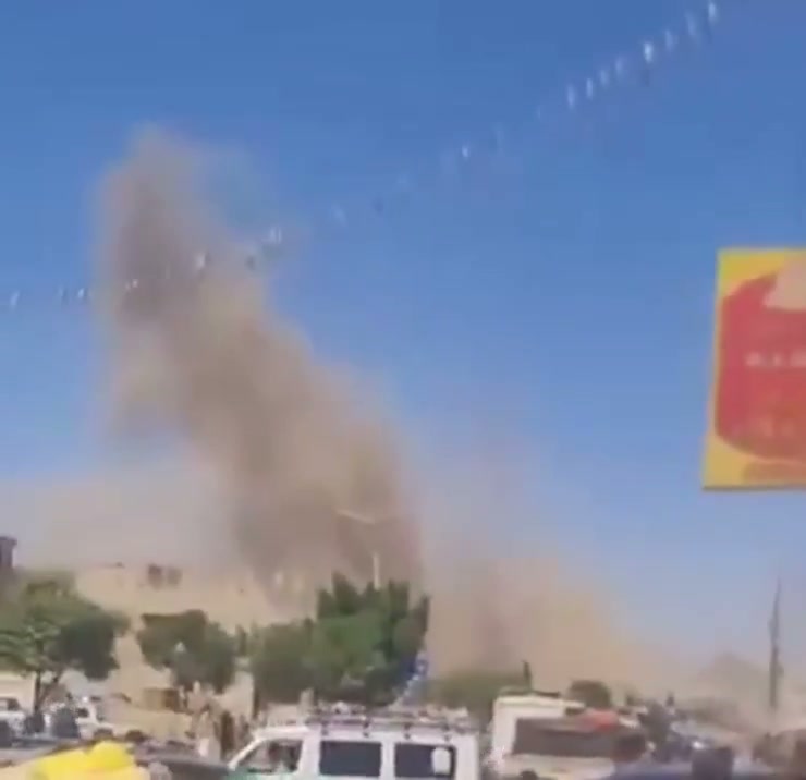 Airstrikes hit Houthi-controlled military base in Yarim area, Ibb Governorate, central Yemen