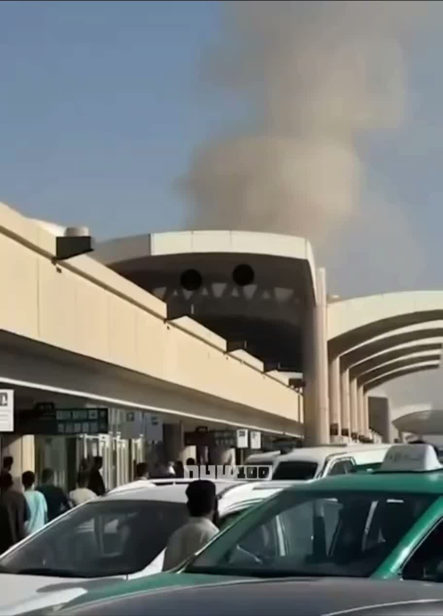 Saba News Agency: Saudi warplanes targeted the government complex in the Sam'a district, southeast of Taiz governorate, with four airstrikes since morning.